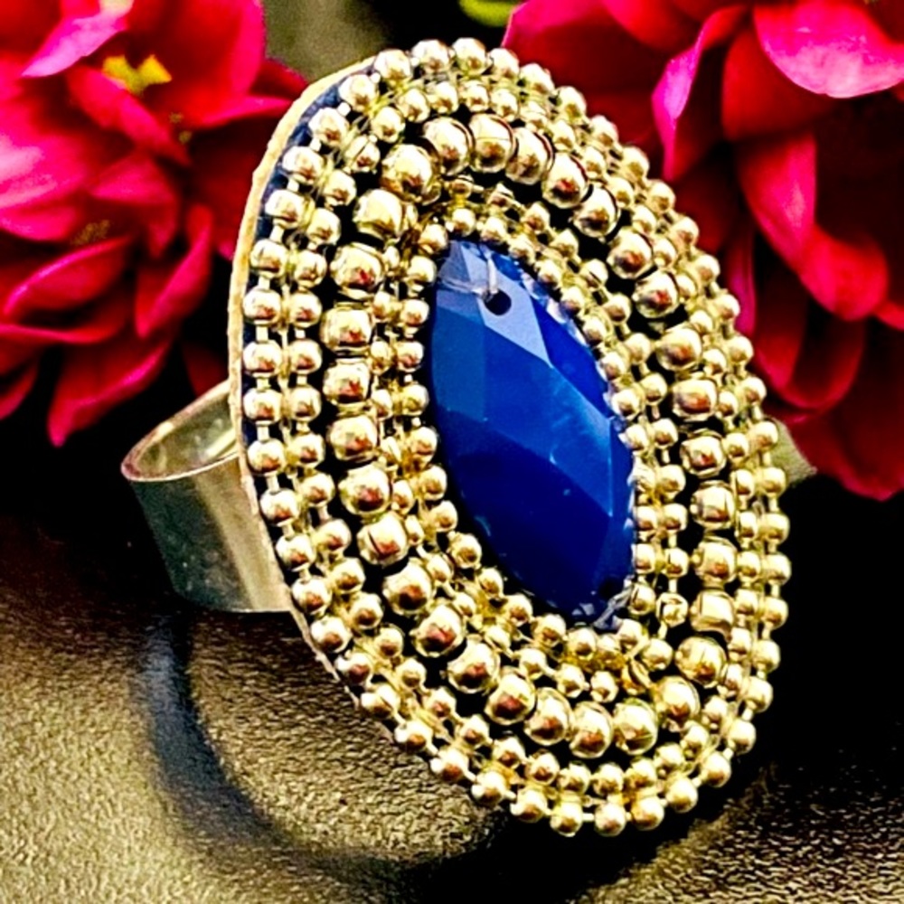 🦋 Boho Seed Bead Adjustable Ring - Picture 5 of 13